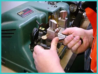 Advanced Locksmith Service Denver, CO 303-876-9972 - 18-key-making